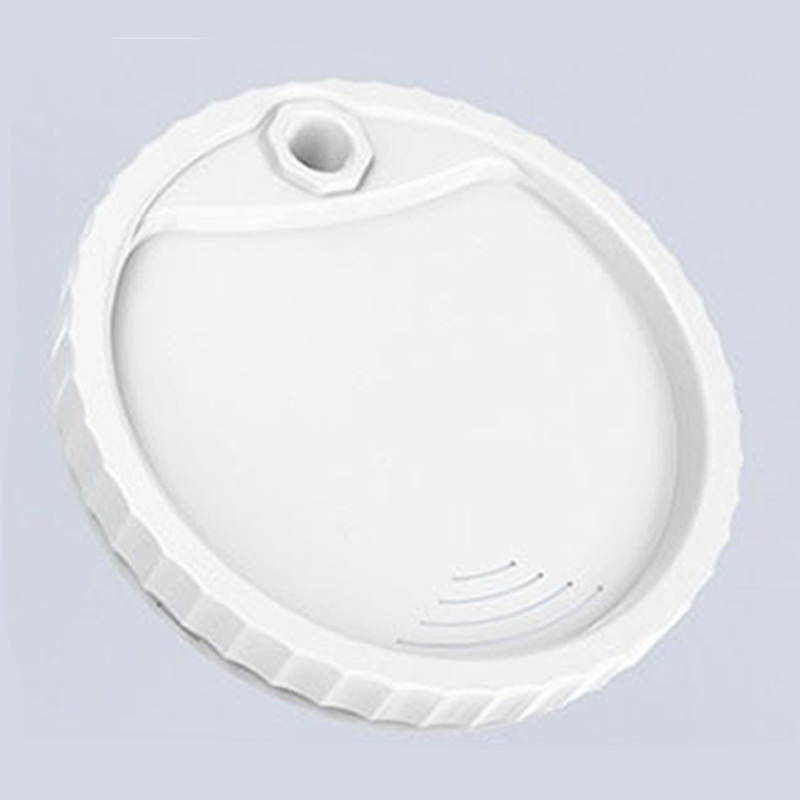7. Comfortable drinking plate